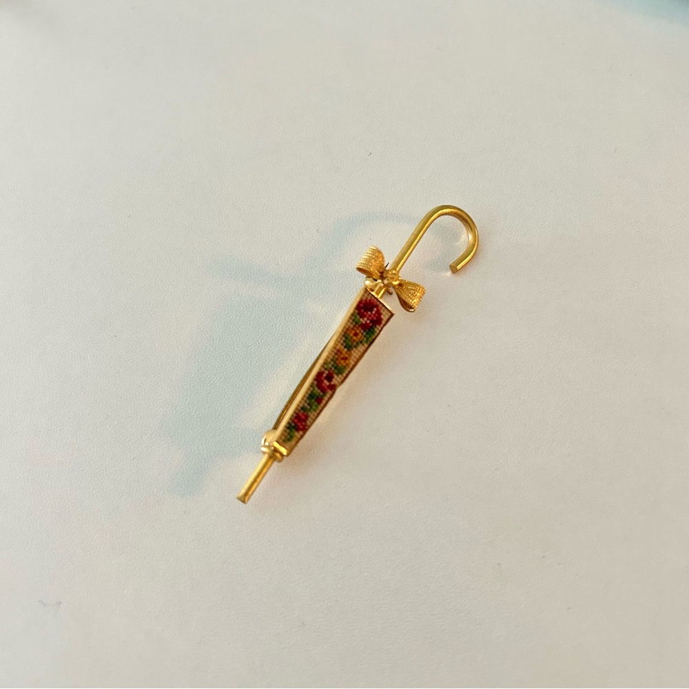 Vintage Embroidered Gold Tone Umbrella Pin Brooch